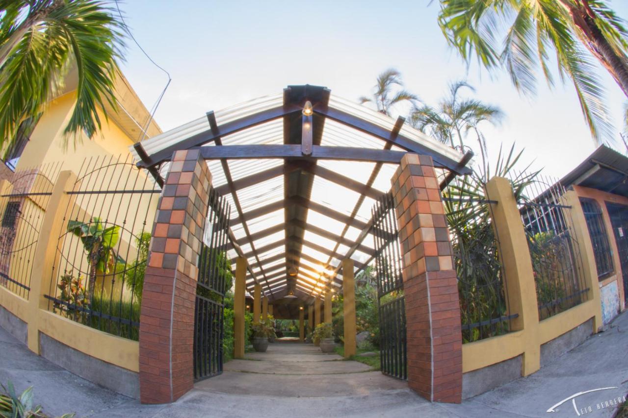Hotel La Punta Puntarenas Exterior foto